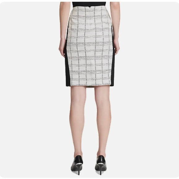 0899. CALVIN KLEIN TWEED PENCIL SKIRT SIZE‎ 6 CREAM/METALLIC SILVER/BLACK - Picture 3 of 12
